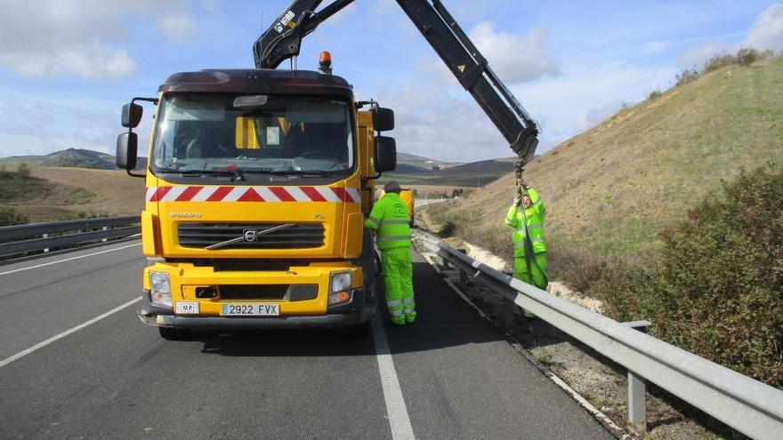 Fomento licita un contrato para distintas actuaciones en vías del Estado en Málaga