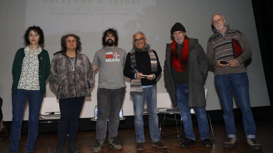 Amil Sen Eólicos expone su lucha en Pontevedra | G. SANTOS