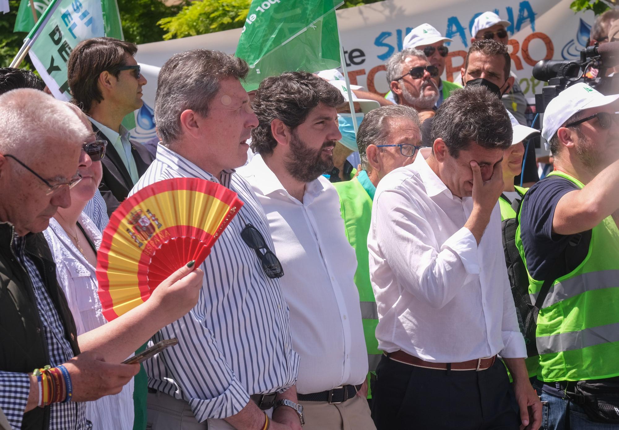 Los agricultores dictan sentencia: el recorte del Tajo-Segura nos lleva a la ruina y la clase política no ha hecho nada