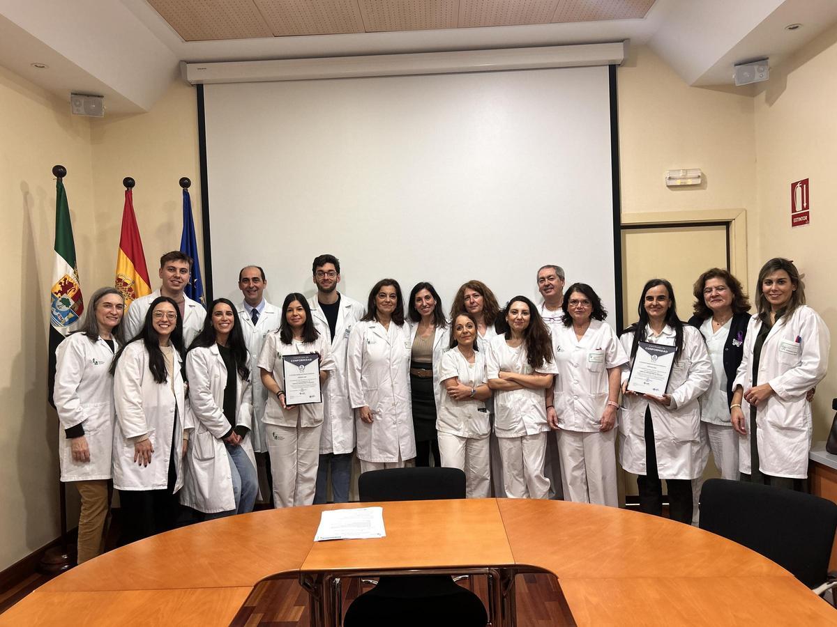 El equipo de Farmacia Hospitalaria del Universitario de Badajoz.