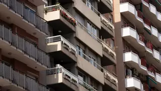 El mercado inmobiliario acelera en junio: las compraventas de viviendas se disparan casi un 18%