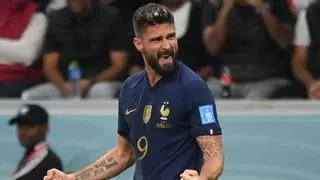 Giroud arriba on no ho fa Mbappé