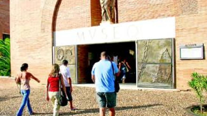 Los vigilantes del museo de Mérida denuncian sus pésimas condiciones laborales
