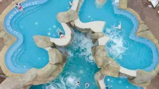 Piscinas naturales calientes, hidromasaje, baño turco, sauna y mucho más