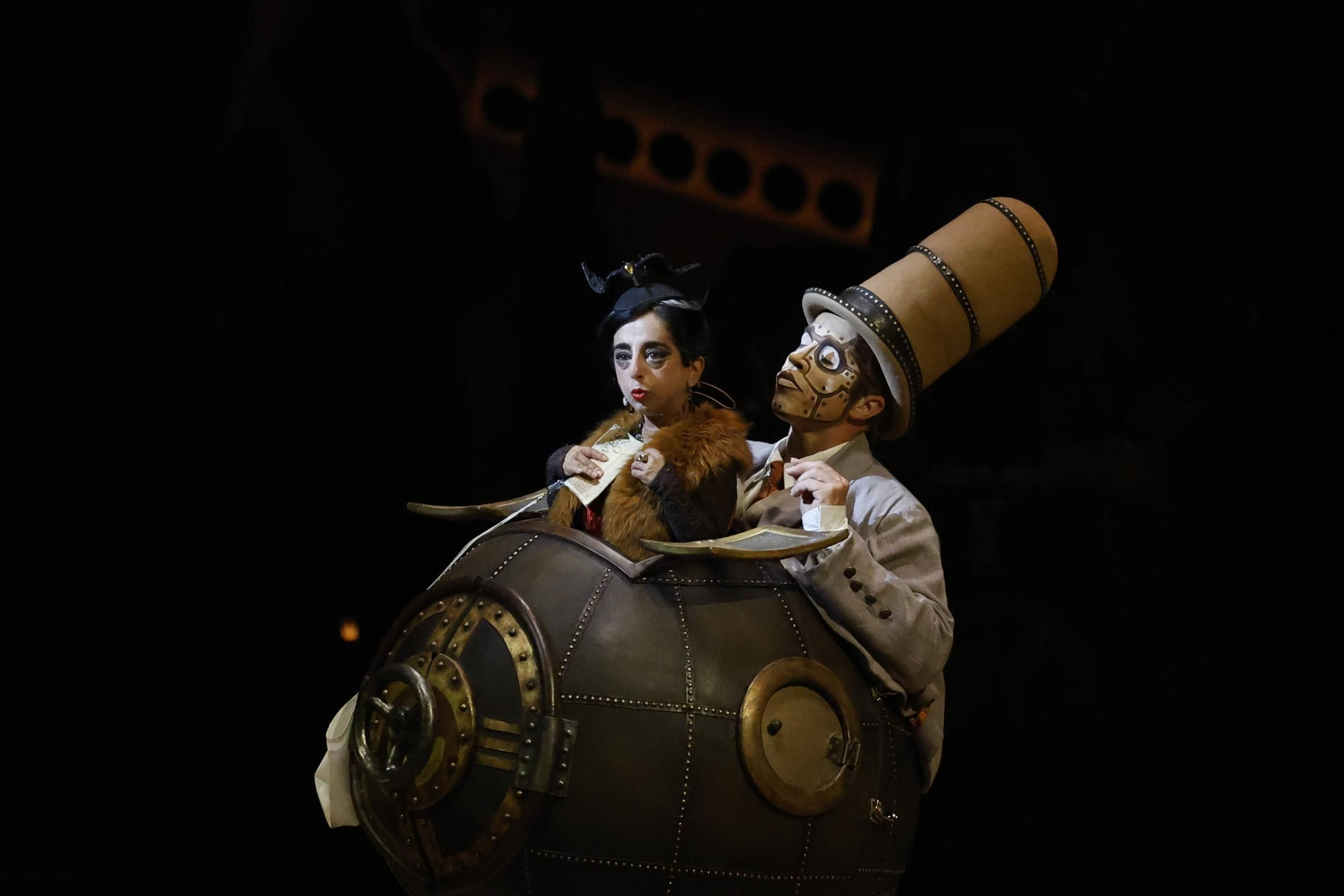 EN IMÁGENES: Acrobacias de todos los colores en el Circo del Sol, se estreno en Gijón