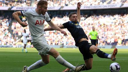 English Premier League - Tottenham Hotspur vs Burnley