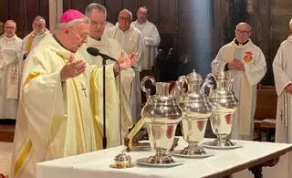 Misa Crismal: el obispo Sebastià Taltavull ofrece la tradicional homilía en la Catedral