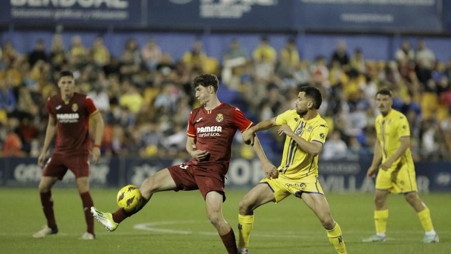 La crónica | El Villarreal B se mete en arenas movedizas tras caer derrotado en el campo del Alcorcón (1-0)