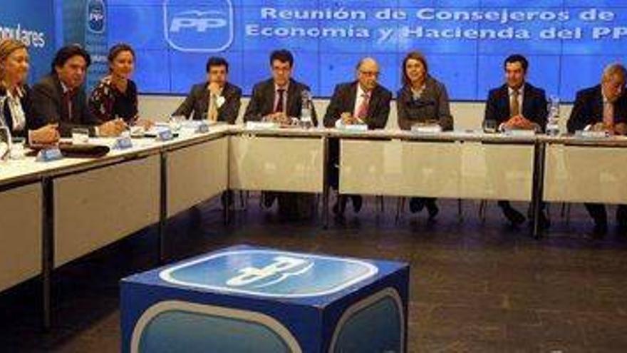 Las autonomías del PP urgen al Gobierno a iniciar privatizaciones