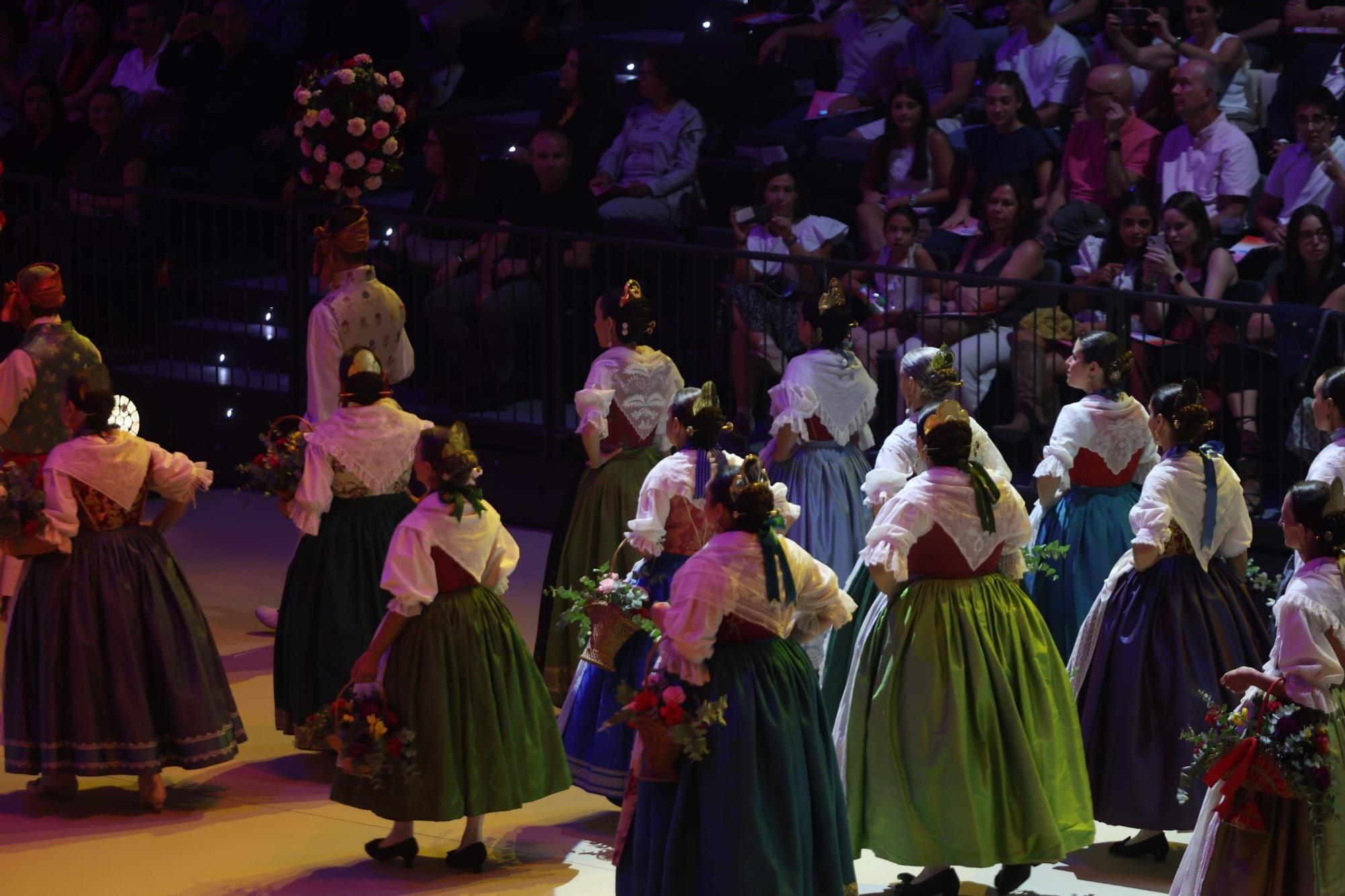 Todas las fotos de la gala de elección de candidatas a fallera mayor de València 2026