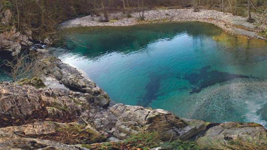La Asociación Juntos por Cangas urge "soluciones" para gestionar el verano en la Olla de San Vicente