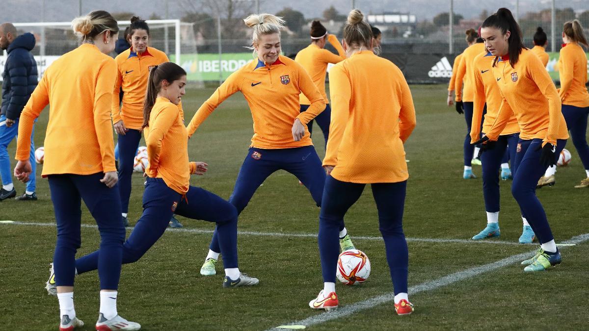 Último entrenamiento del Barça antes de la final de la Supercopa de España