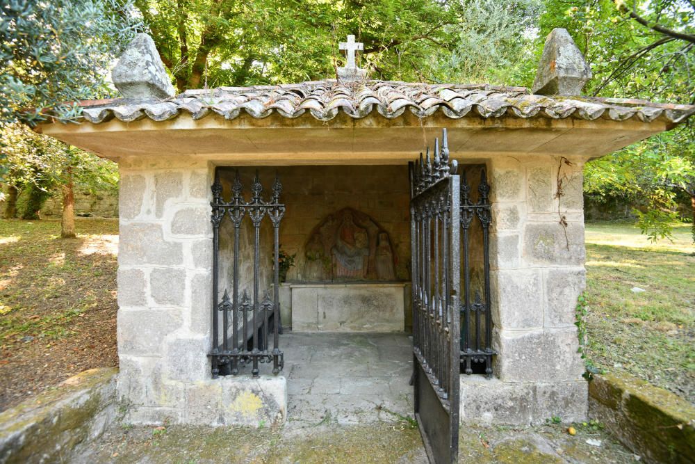 El convento de Santa Clara muestra sus tesoros a los pontevedreses