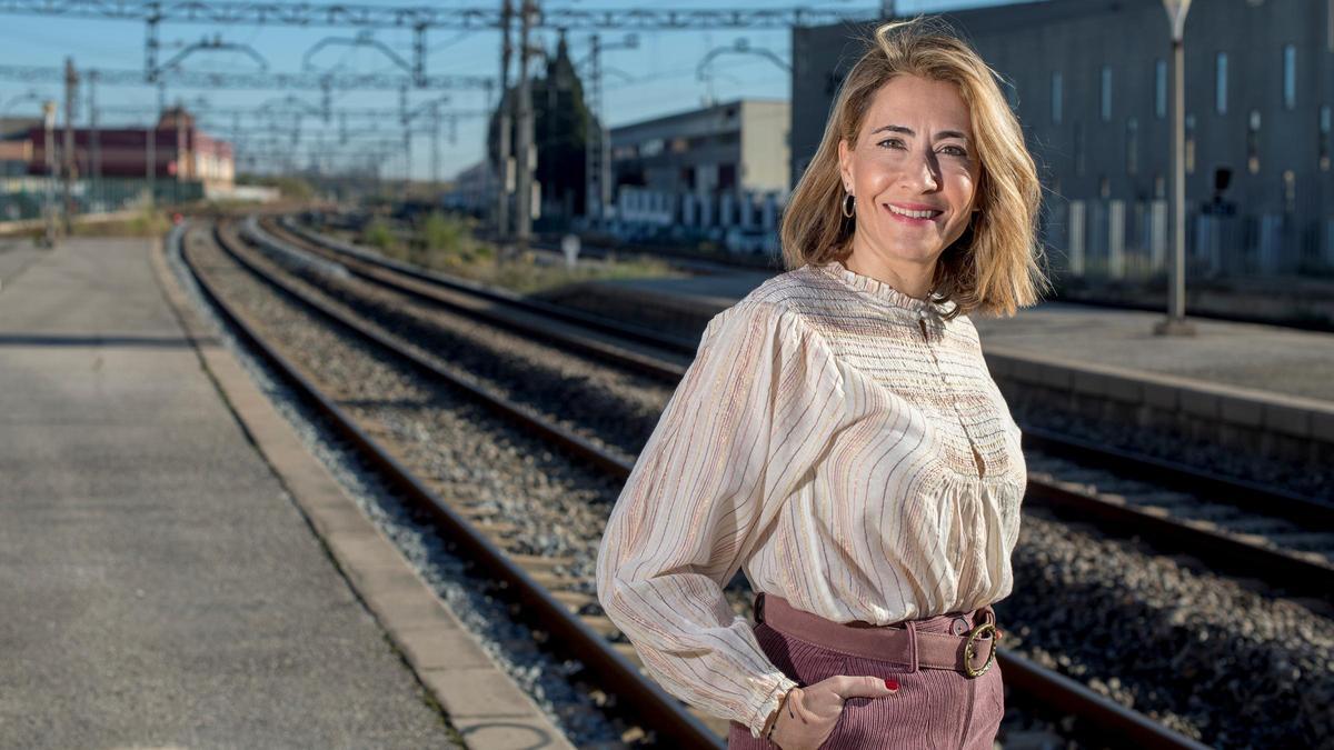 Raquel Sánchez: «Es rebaixarà la consideració de gran propietari si les comunitats acrediten àrees de tensió del lloguer» Raquel Sánchez: «Es rebaixarà la consideració de gran propietari si les comunitats acrediten àrees de tensió del lloguer»