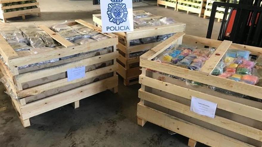 Encuentran más de mil kilos de hachís en palés de sandía en Lorca