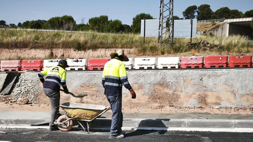 Operaris a les obres del Pont Nou ds Manresa