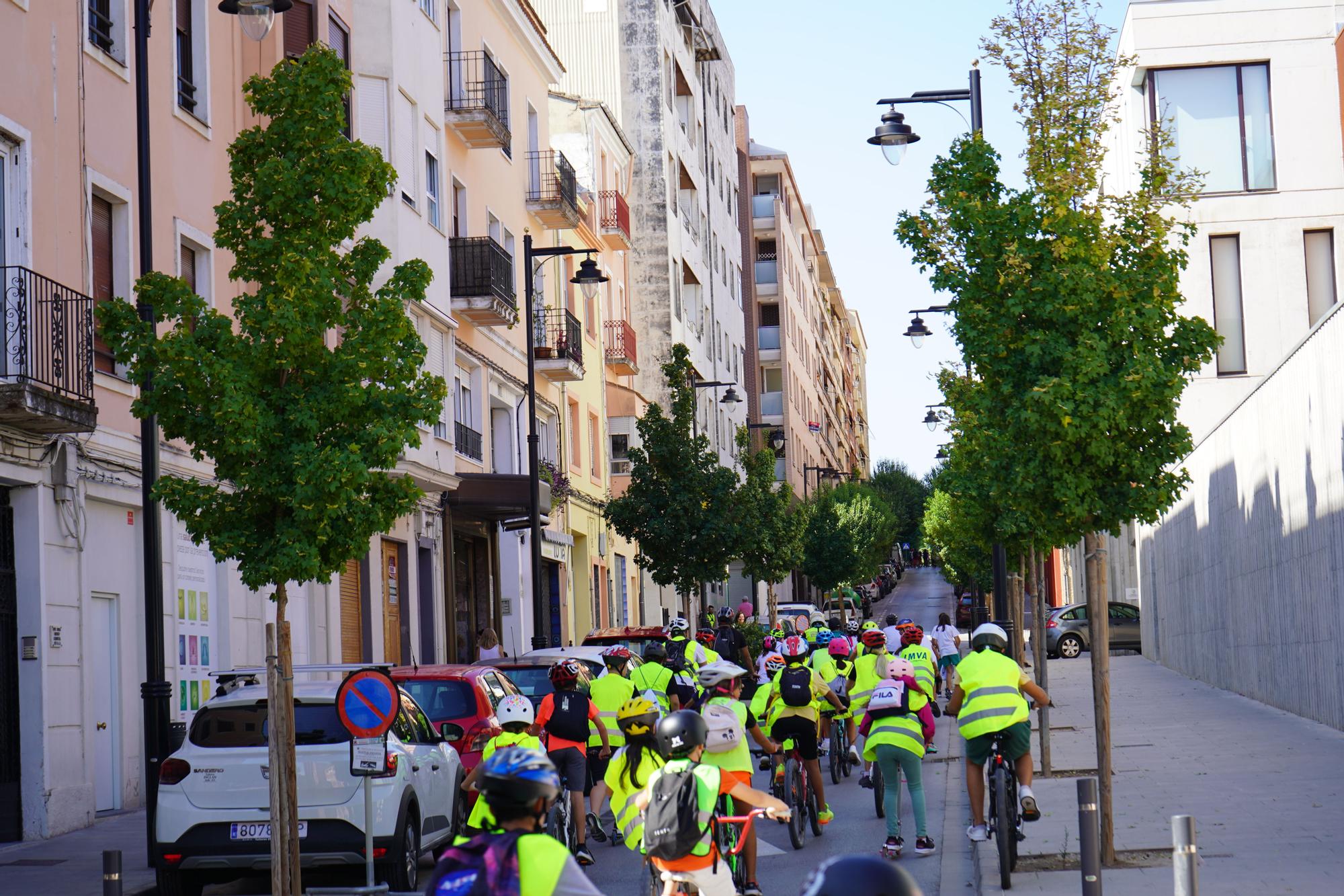 200 escolares de Ontinyent celebran el Día Mundial Sin Coches