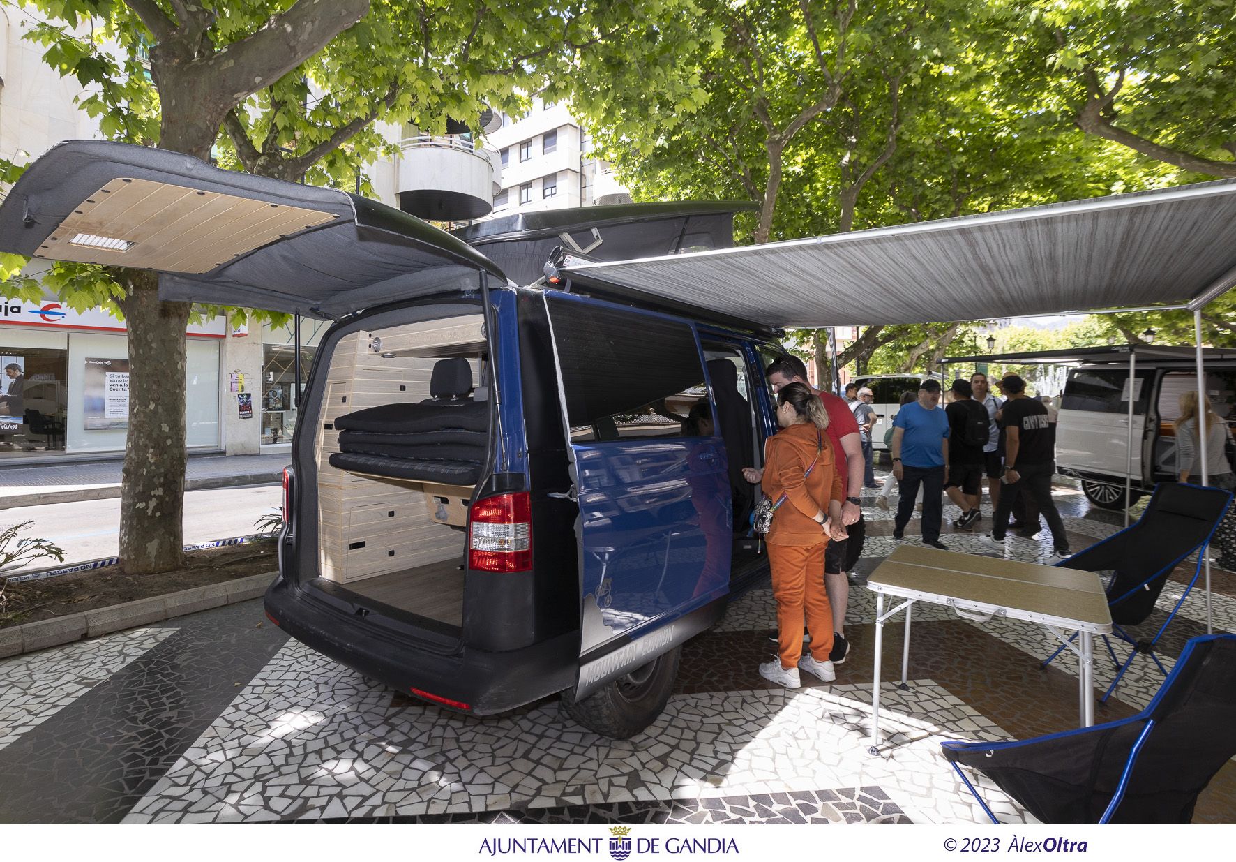 Primer día de la Fira del Motor de Gandia