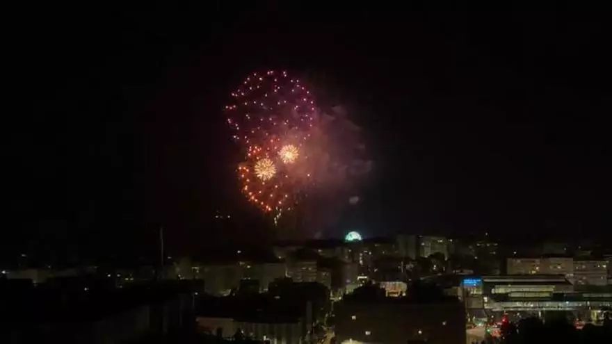 Así fueron los fuegos del Apóstol que iluminaron la noche más esperada de Santiago