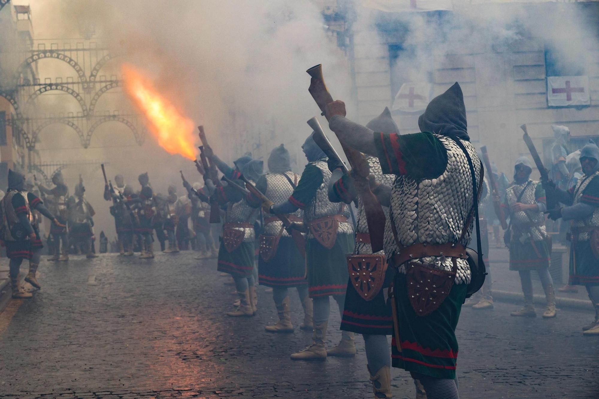 Moros y Cristianos de Alcoy: el Día del Alardo