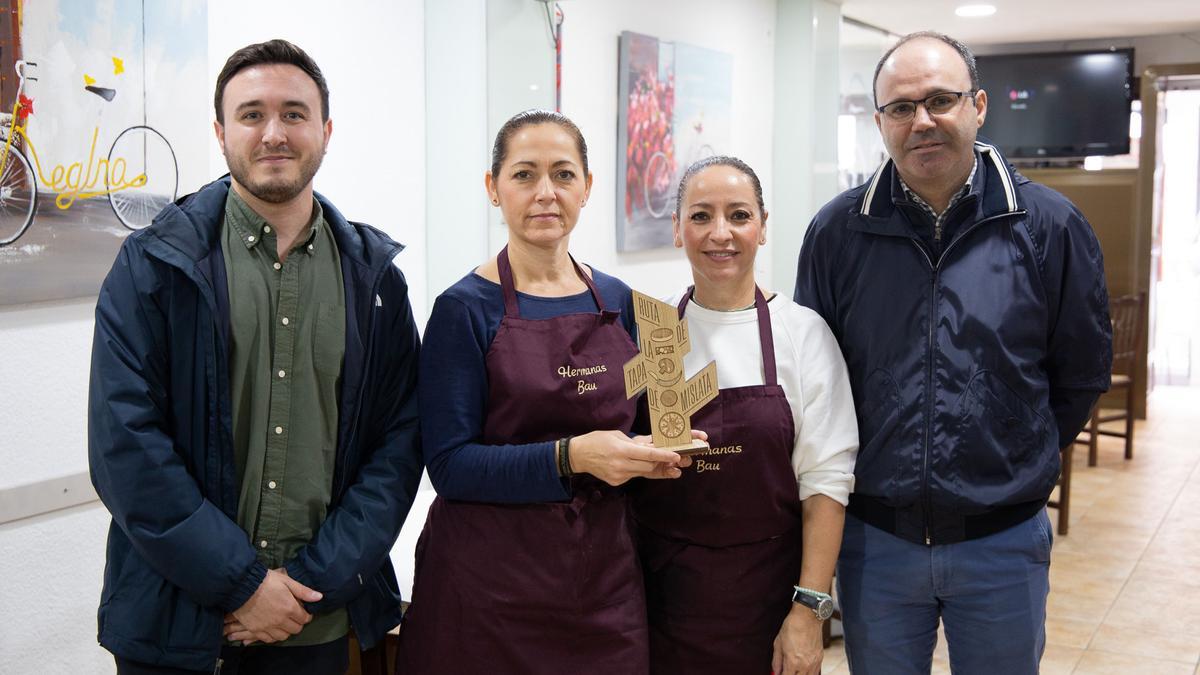 Las hermanas Bau ganan la ruta de la tapa de Mislata.