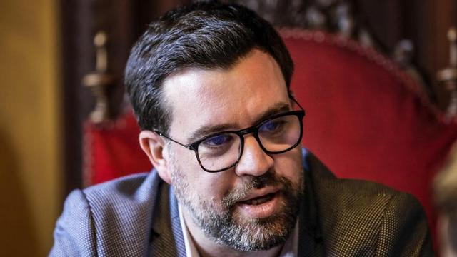Noguera destapa que el PSOE quería poder ampliar los hoteles un 20%