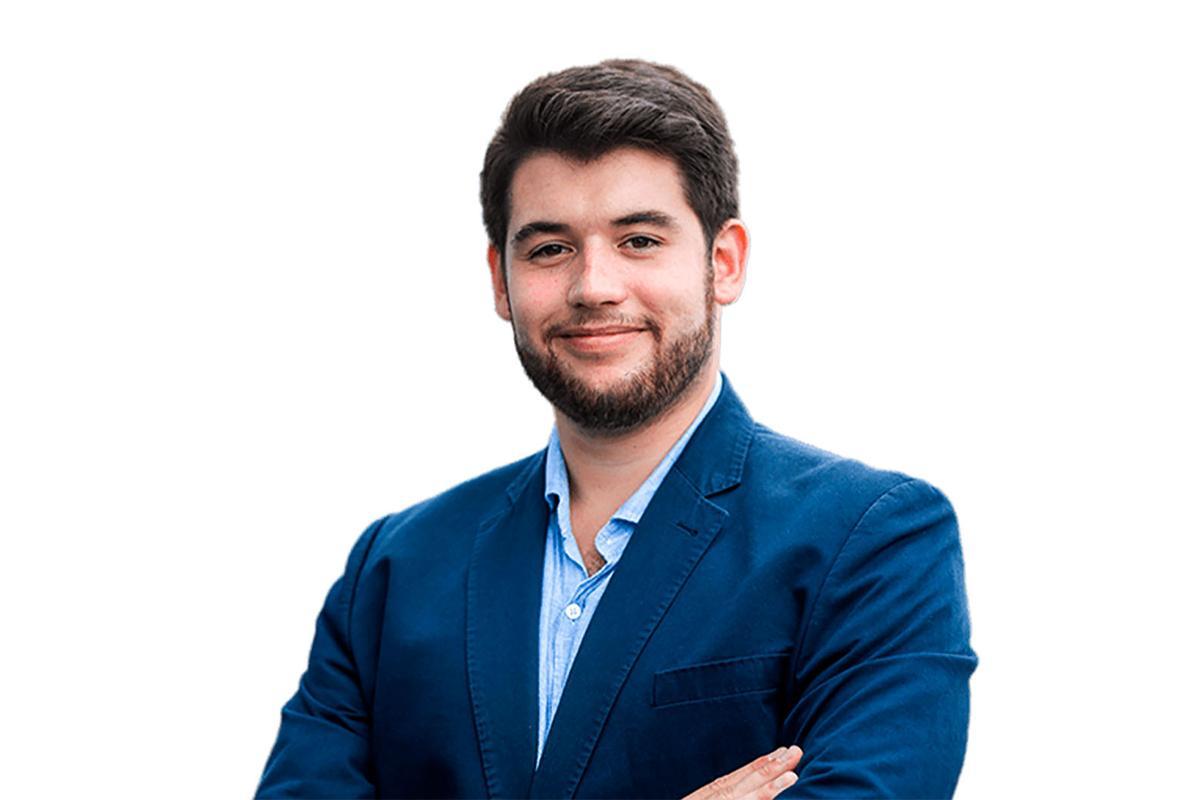 El secretario de Nuevas Generaciones (NNGG), Carlo Angrisano, que ha dimitido.