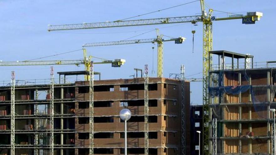 La preocupación por la burbuja inmobiliaria empieza a calar entre los expertos