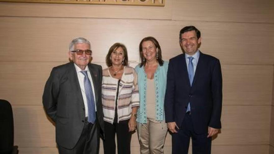 Manuel Torrecillas Sorio, Nito Manero, Adela Martínez y Manuel Torrecillas Serna.