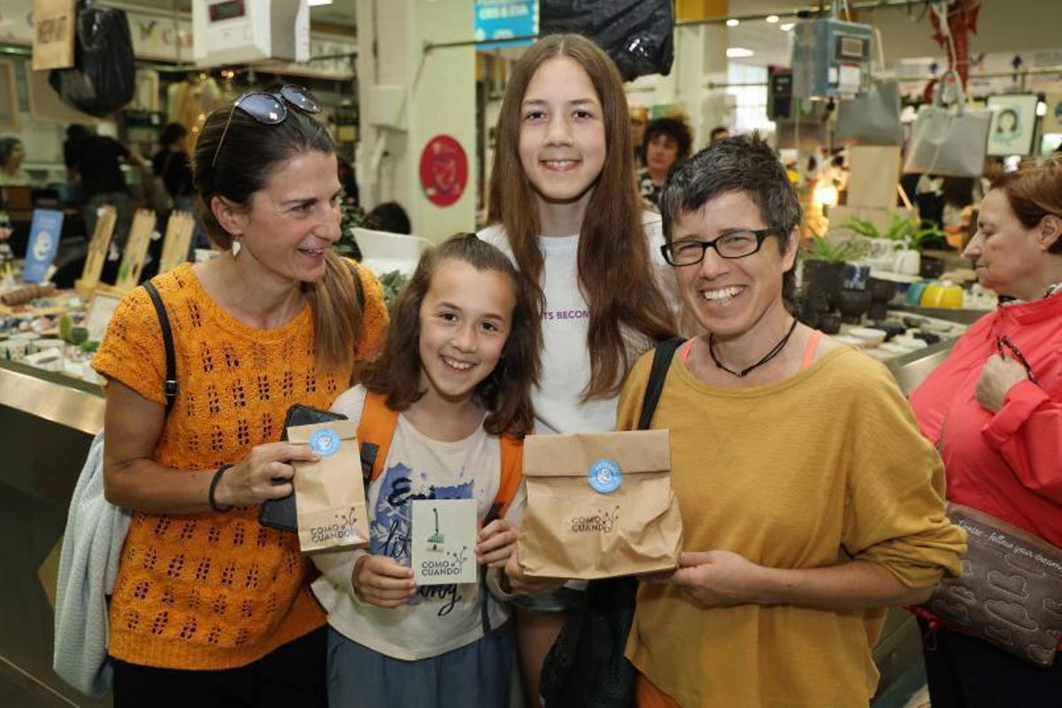 Producto fresco y creativo en el mercado de O Calvario