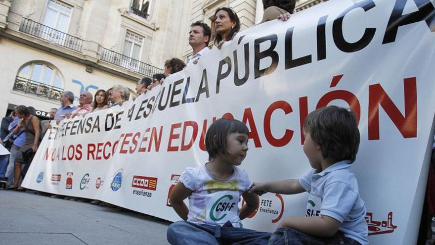 Rudi no habla de recortes sino de otra forma de gastar en educación