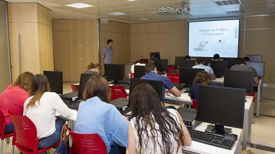 La Diputación inicia los cursos sobre creación de empresas