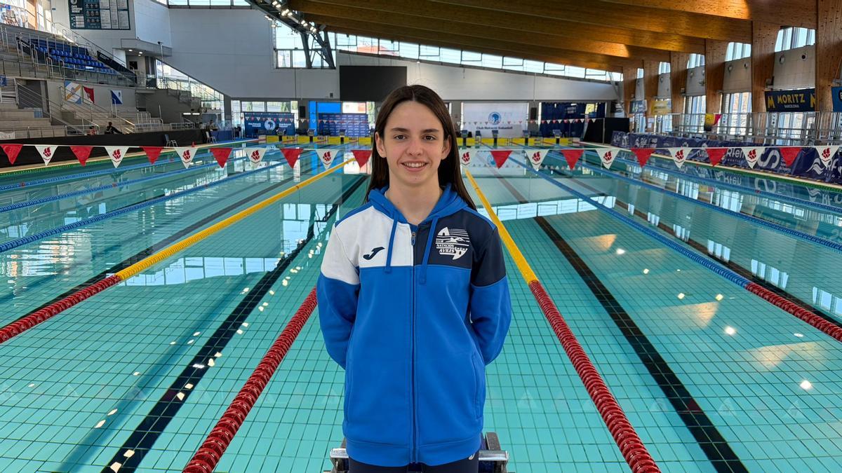 Emma López, en la piscina que acogió el Nacional infantil de invierno.