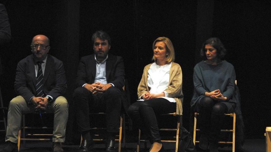 Luis Bobes, Nacho Calviño, Begoña Martínez y Eva Núñez, en la gala.