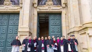 Santiago celebra los 815 años de su Catedral con un histórico encuentro entre los dos cabildos de la diócesis
