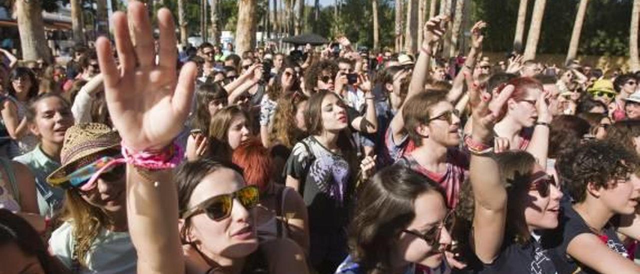 Un informe avala que Wonderwall podrá poner música en la terraza hasta la 1