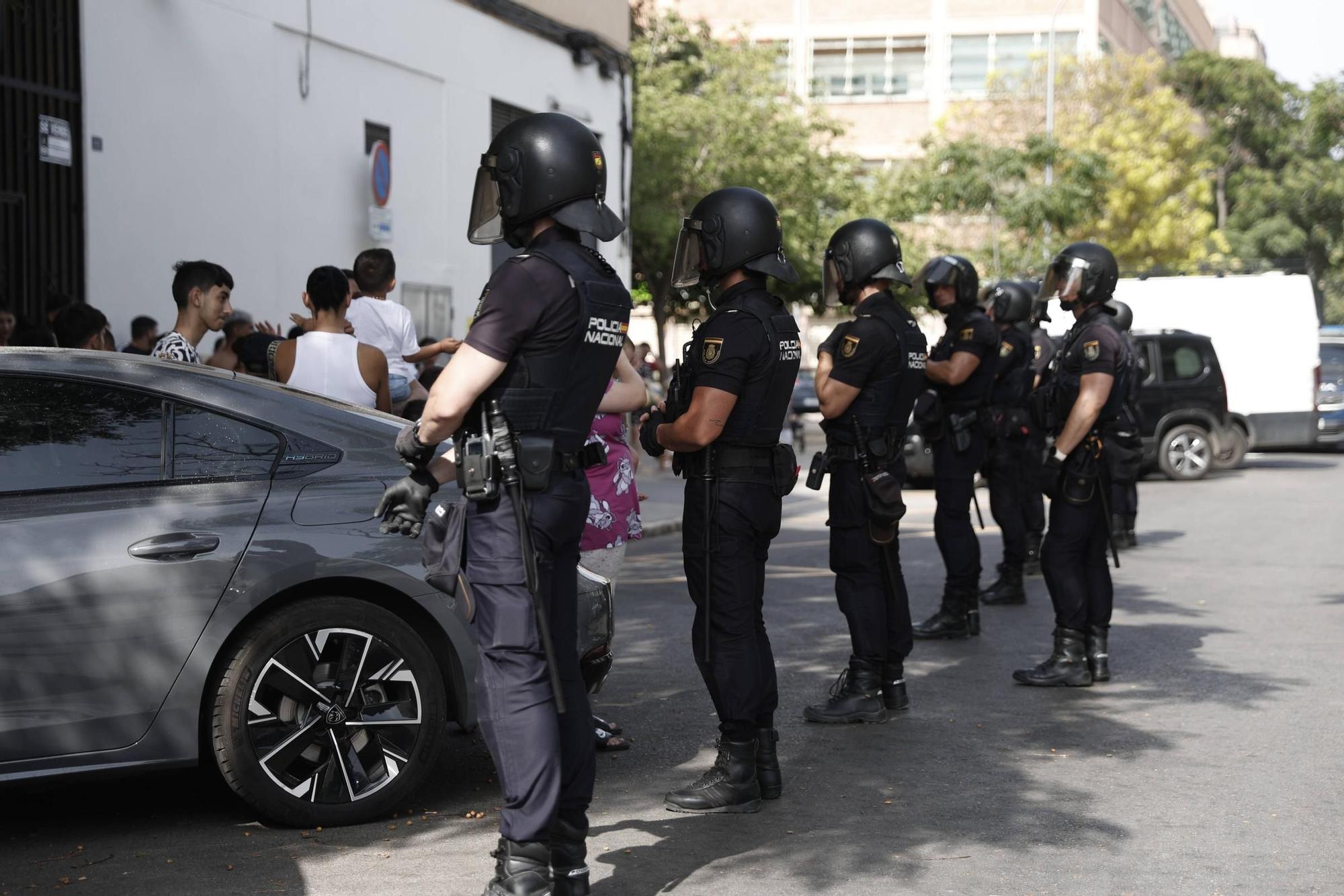 La Policía Nacional toma la barriada de Corea, en Palma, en una operación antidroga