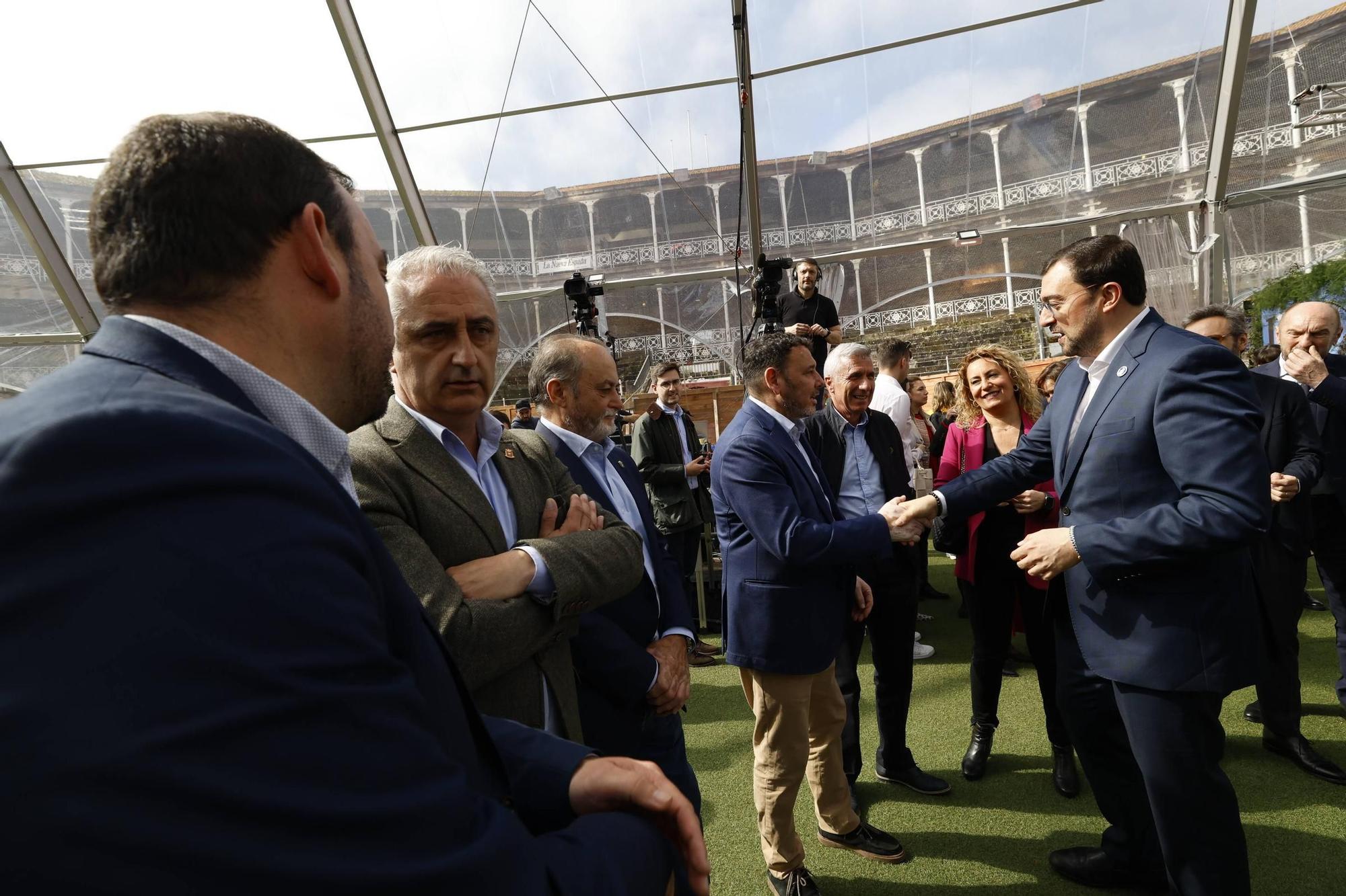 EN IMÁGENES: Así fue el encuentro en Gijón de alcaldes y alcaldesas asturianas dentro del Foro del Municipalismo