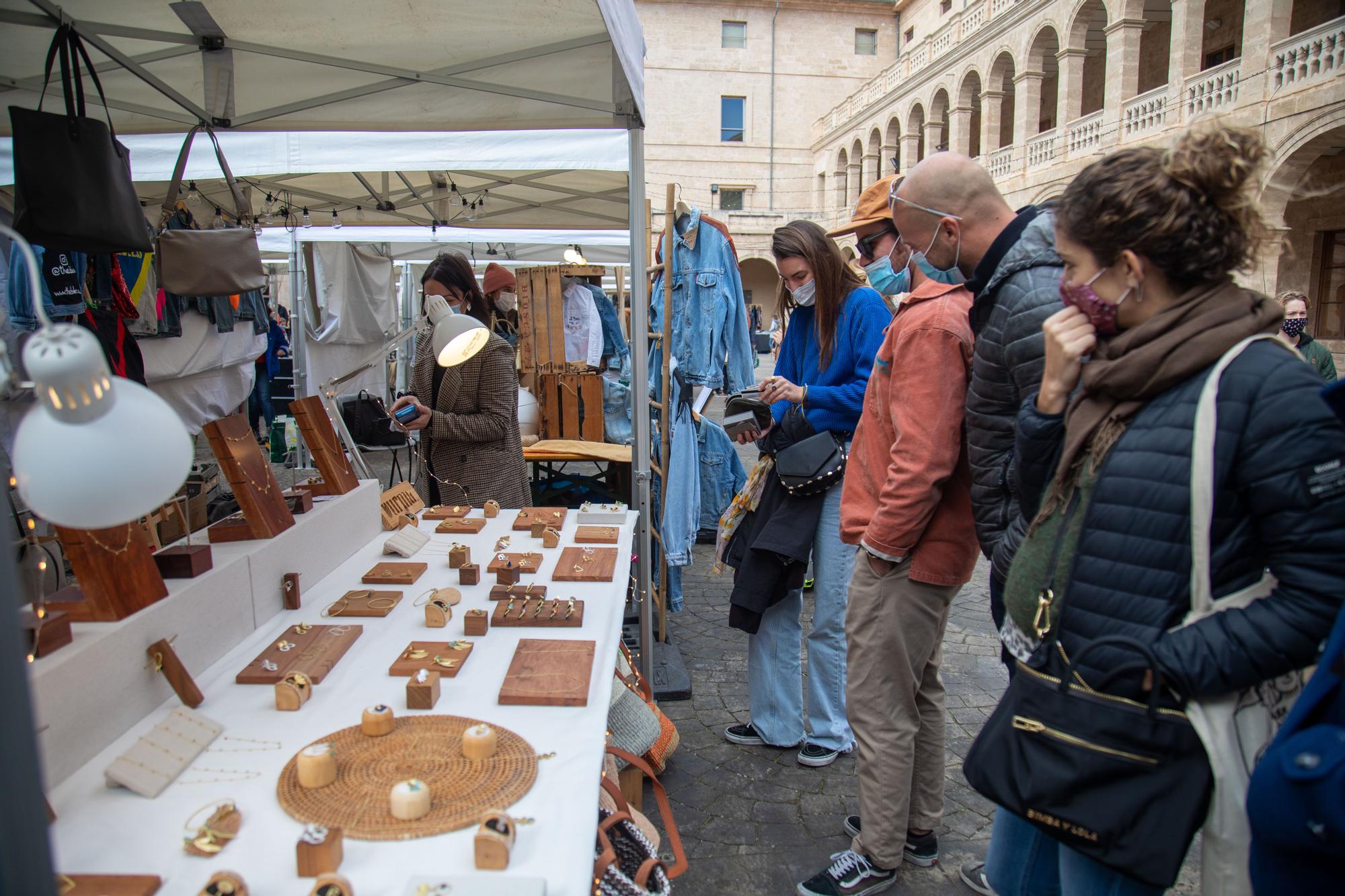 Artesanía y diseño en el Rata Market de Navidad