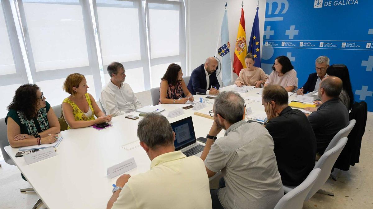 Imagen de la última comisión de seguimiento del nuevo Chuac.