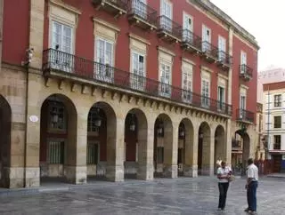 La investigación por un ordenador "oculto" en el Ayuntamiento de Gijón durará "varios meses"