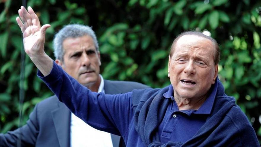 Berlusconi, al salir del hospital: &quot; En Italia falta un líder&quot;
