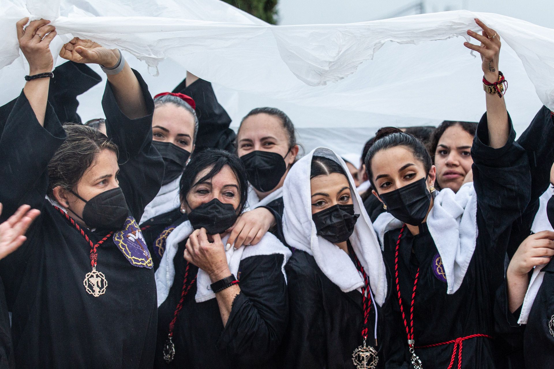 La lluvia no puede con Santa Cruz