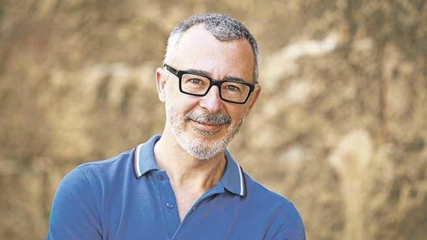 El colaborador de este periódico, Paco Tomás, habló ayer en Palma de la nueva serie documental ´Nosotrxos somos´.