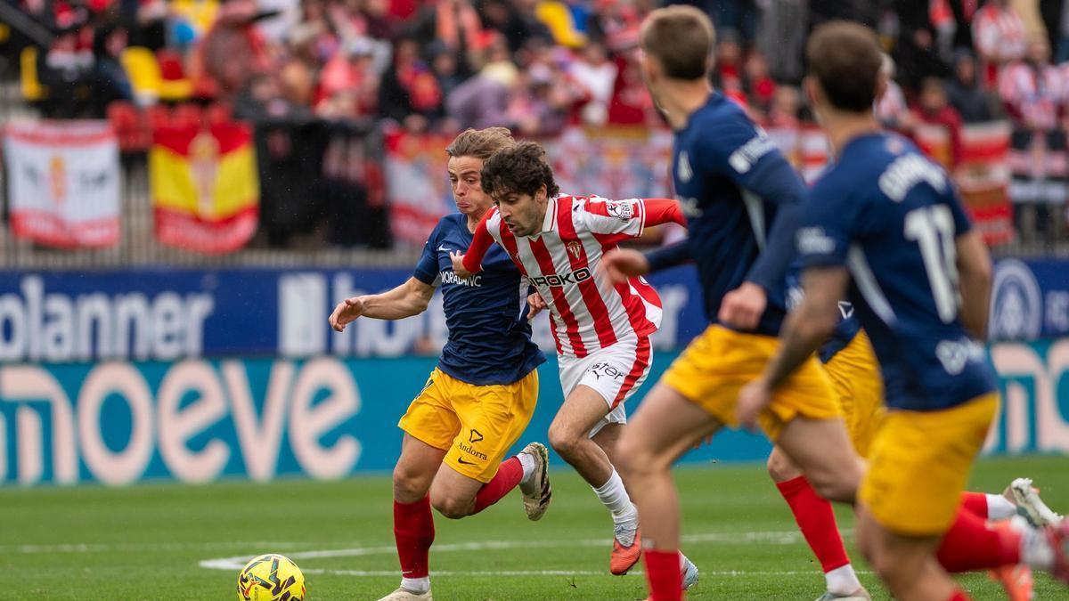 En imágenes: las fotos del partido entre el Andorra y el Sporting de Gijón