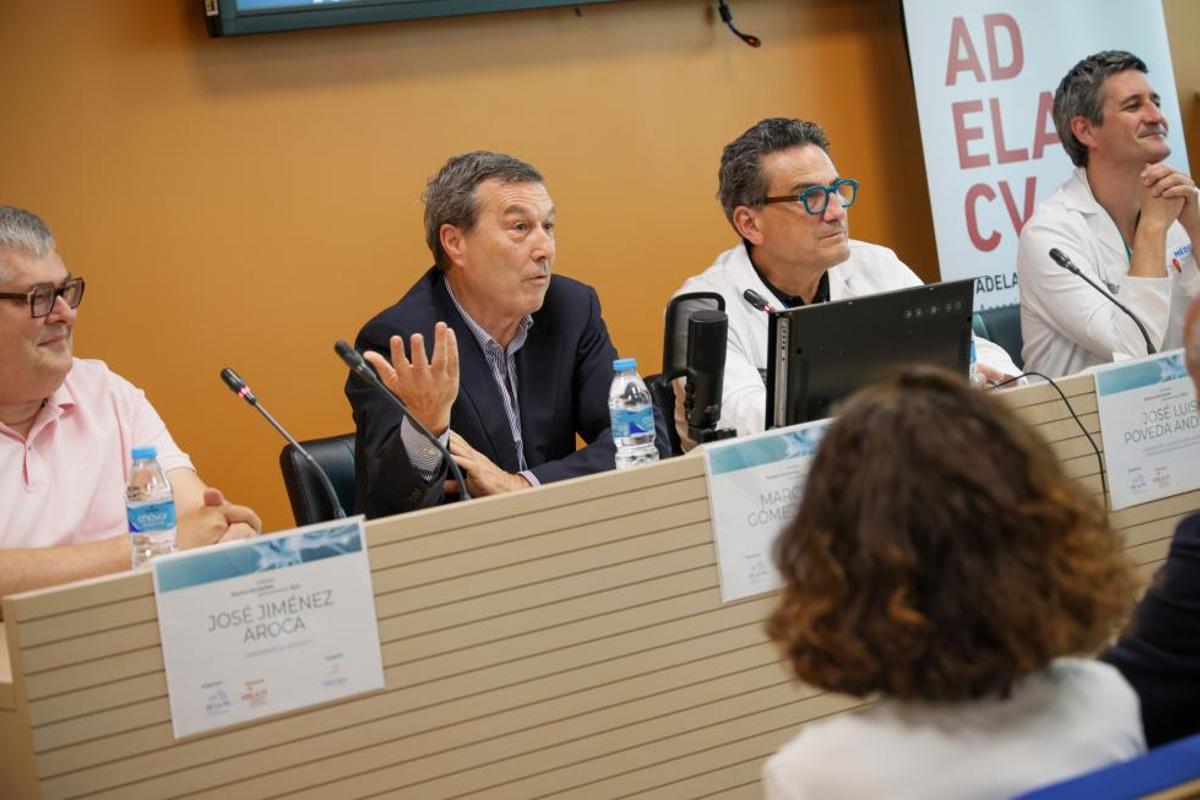 El conseller, durante las jornadas de ELA