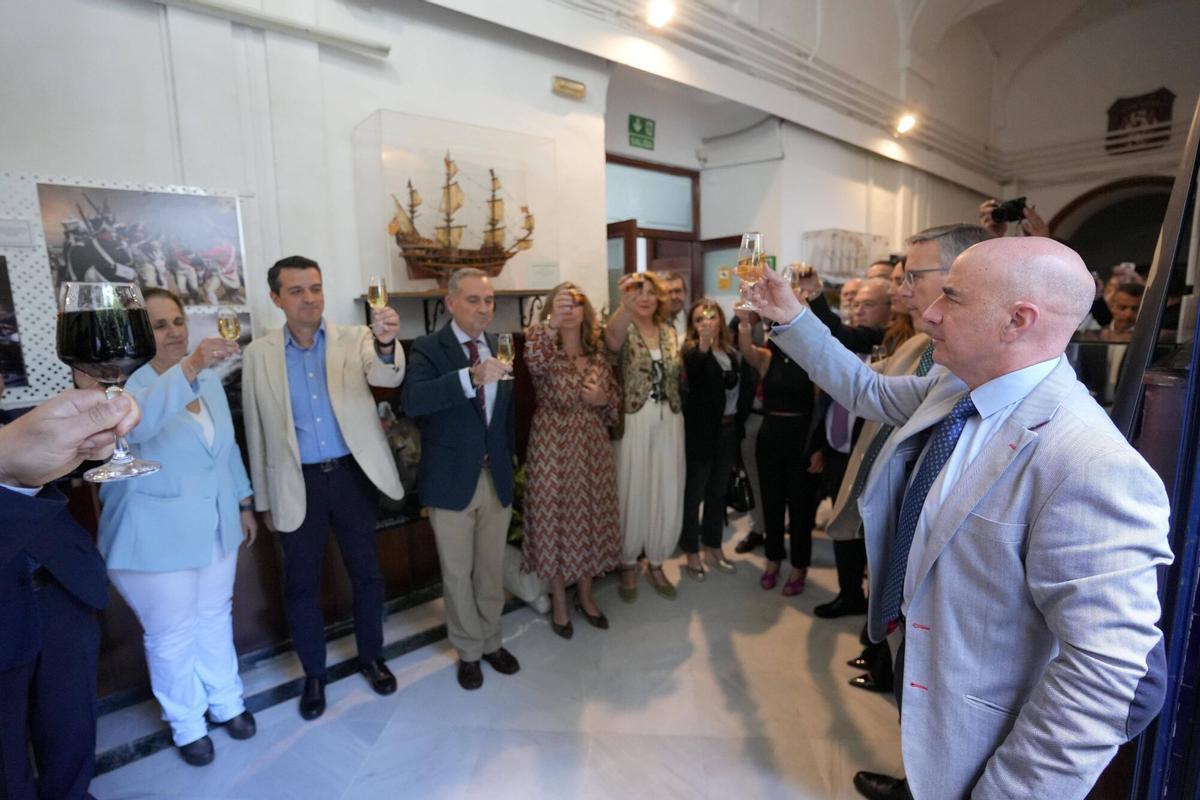 El patio de la Subdelegación de Defensa en Córdoba abre a las visitas, fuera de concurso