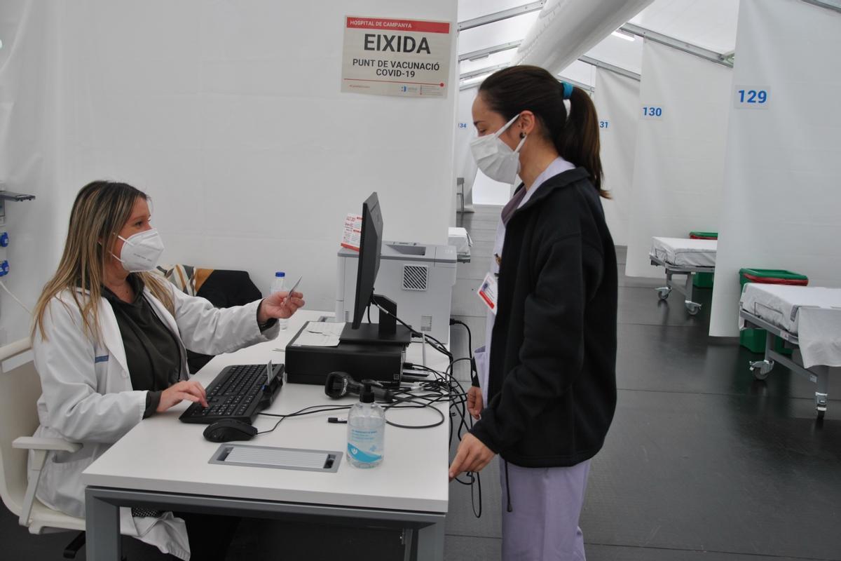 Estos centros también se ocupan de la toma de muestras para los test PCR