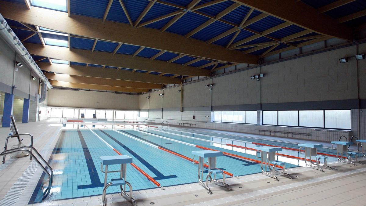 Piscina cubierta del Centro Deportivo Municipal (CDM) Siglo XXI, en el barrio del Actur de Zaragoza.