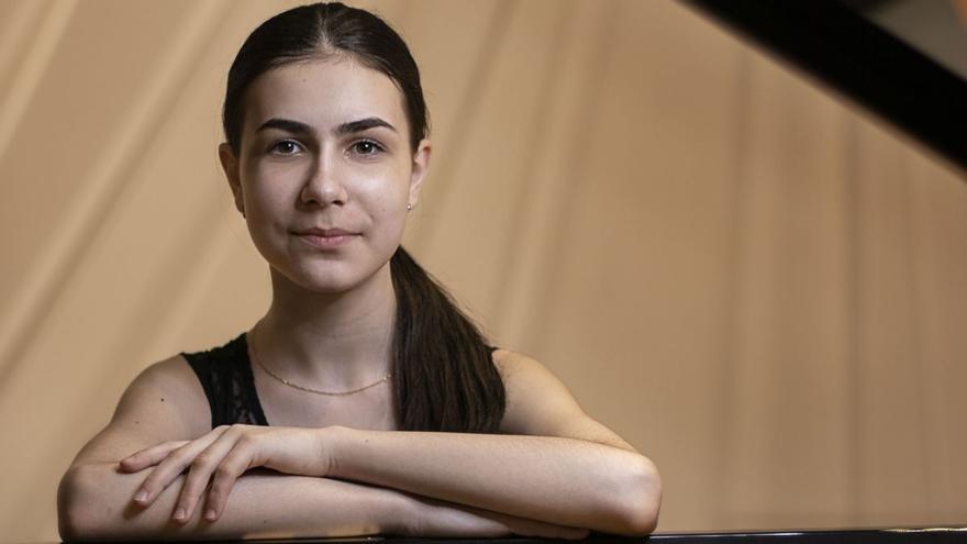 Alexandra Dovgan, la niña pianista prodigio que vive en Málaga: &quot;Mi día a día es el de una chica normal de 14 años&quot;